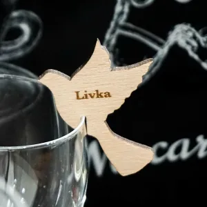 Drevené svadobné menovky na pohár - Holubička