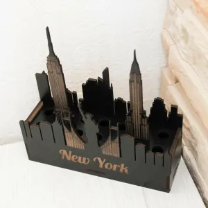 Drevený stojan na perá - New York