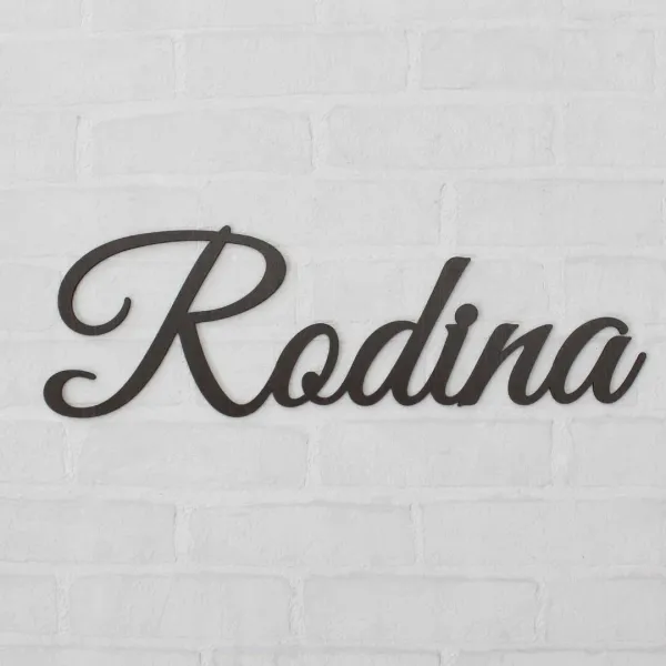 Drevená samolepka na stenu - citát o rodine