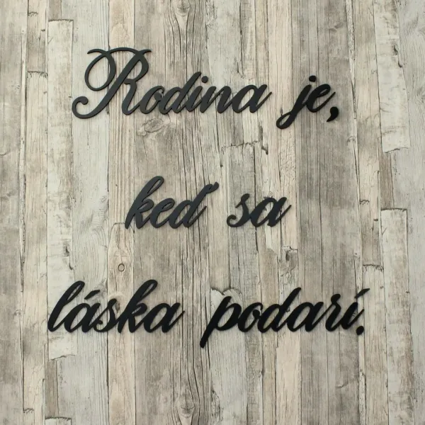 Citát o rodine a láske - samolepka z dreva