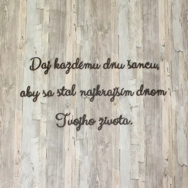 Motivačný citát na stenu