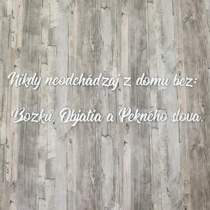 Drevený citát o domove - nálepka na stenu