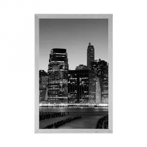 Plagát nočný New York v čiernobielom prevedení