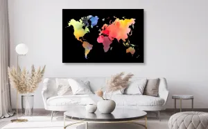 Obraz na korku mapa sveta v akvarelovom prevedení na čiernom pozadí