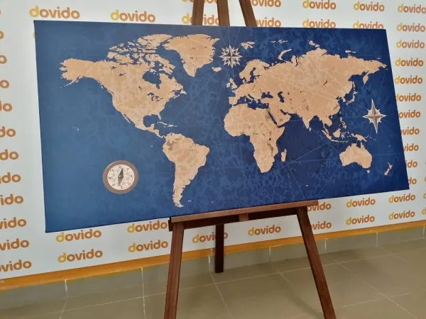 Obraz na korku mapa sveta s kompasom v retro štýle na modrom pozadí