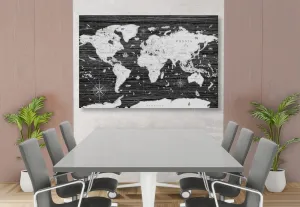 Obraz čiernobiela mapa na drevenom pozadí