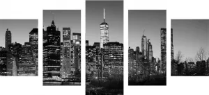 5-dielny obraz centrum New Yorku v čiernobielom prevedení