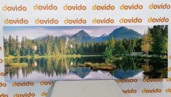 Obraz nádherná panoráma hôr pri jazere