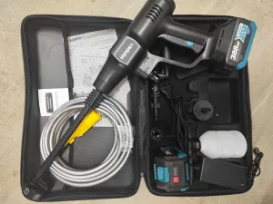OneVan / Yofidra AKU Elektrický vysokotlakový čistič vapka YOFIDRA tlaková umývačka 200 bar 3500W bezuhlíková elektrická umývačka 6v1 s otočnou sprchou pre batériu MAKITA 18V. Motorček od KAWASAKI Batéria: 2ks batéria