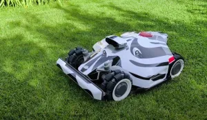 pracujezamna NÁLEPKA Zebra Edition - ROBOTICKÁ KOSAČKA MAMMOTION LUBA 2