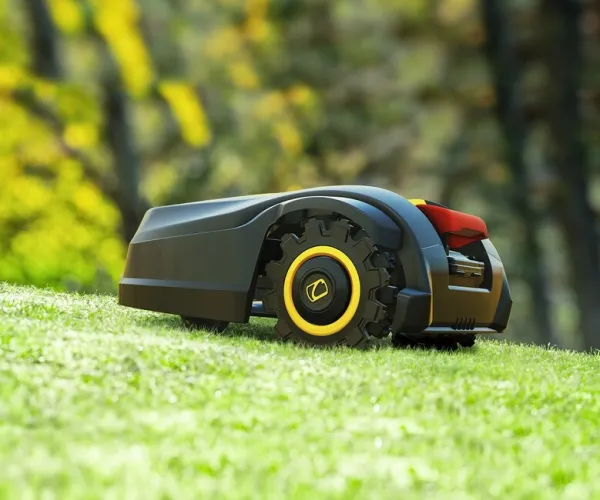 Robotická kosačka Cub Cadet XR5 1000  I BOEL.sk