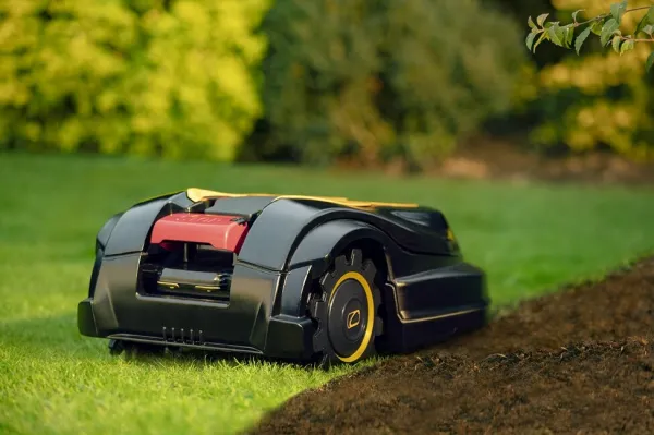 Robotická kosačka Cub Cadet XR5 1000  I BOEL.sk