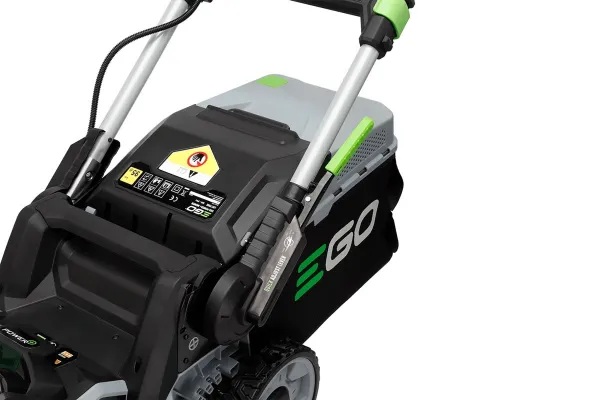 Akumulátorová kosačka bez pojazdu EGO Power+ LM1701E 42 cm (s 2.5 Ah batériou)