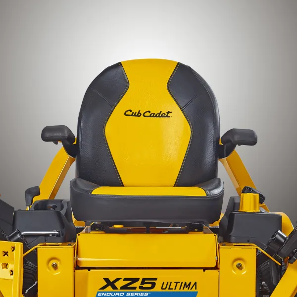 Záhradný traktor Cub Cadet XZ5 L137