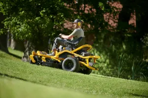 Záhradný traktor Cub Cadet XZ5 L137