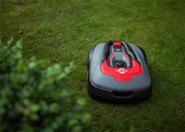 Cramer RM2700 – robotická kosačka