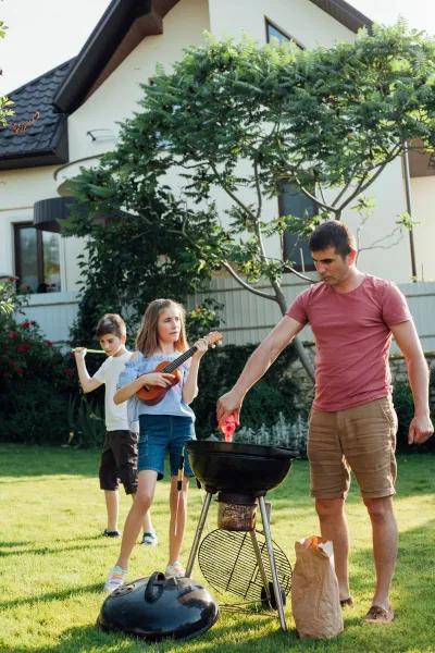 Detské drevené ukulele so 4 nylonovými strunami