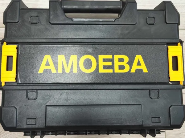 AMOEBA Bez uhlíkový AKU set AMOEBA. Karbobrúska 125mm Rázový uťahovák 350Nm 2 x batéria, kufor, nabíjačka.Nie je kompatibilná s batériou MAKITA 18V