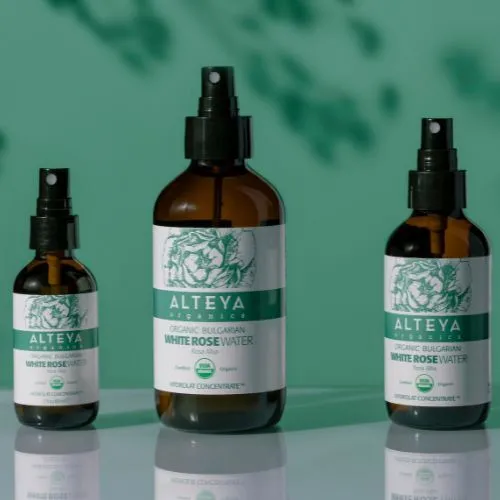 Ružová voda z bielej ruže Alteya Organics v skle 60 ml