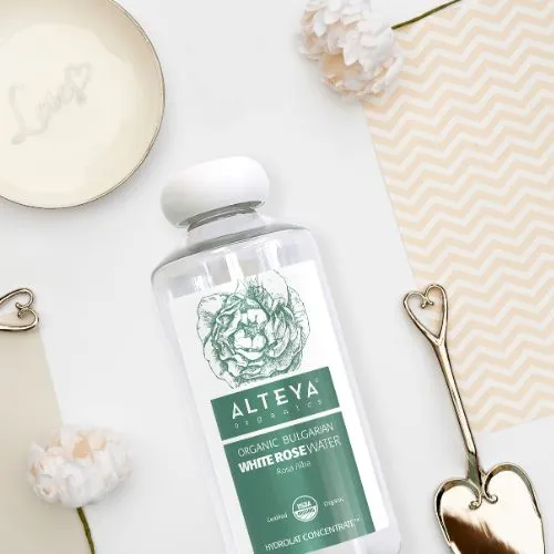 Ružová voda z bielej ruže Alteya Organics 500 ml