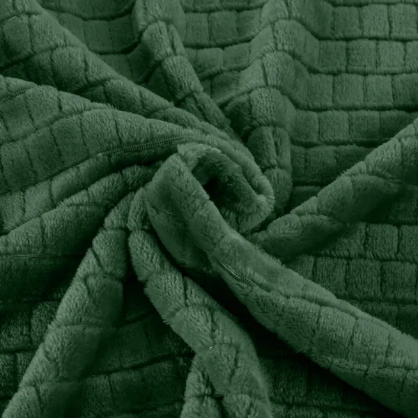 ArtFir DEKA D91 CINDY2 200 x 220 cm TMAVOZELENÁ