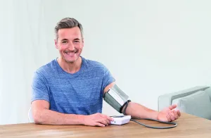 Beurer BM 51 tlakoměr na paži s easyClipem