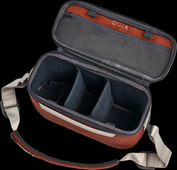 Gomatic Peter McKinnon Luma Camera Sling 12L, Rust