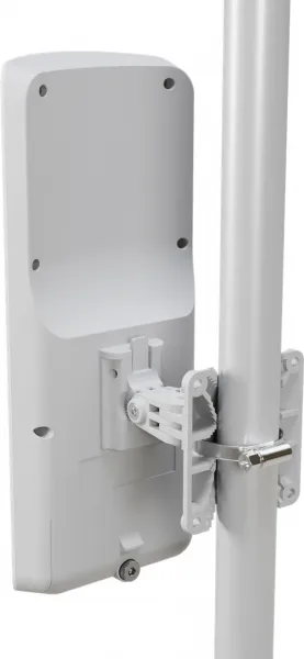 MikroTik L22UGS-5HaxD2HaxD-15S, mANTBox ax 15s (RouterOS L4)