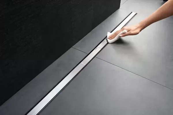Geberit CleanLine - Sprchový kanálik z nehrdzavejúcej ocele, 300-900 mm, na tenké obklady 154.458.00.1