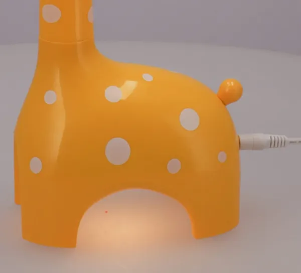 ArtJum Stolová lampa ŽIRAFA