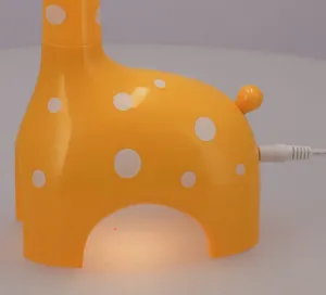 ArtJum Stolová lampa ŽIRAFA