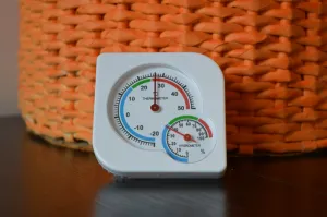 Teplomer / vlhkomer do skleníka Dekorhome
