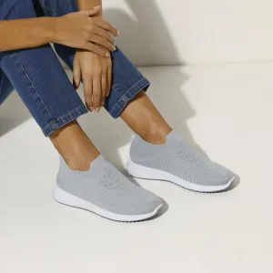 Tenisky slip-on so sieťovinou