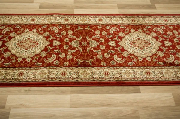 Behúň Super Rose 2095A ornament / kvety, červený / krémový