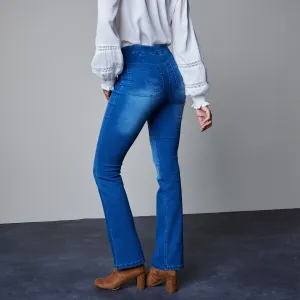 Bootcut strečové džegíny s efektom plochého brucha
