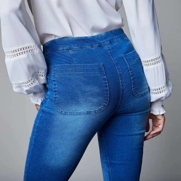 Bootcut strečové džegíny s efektom plochého brucha