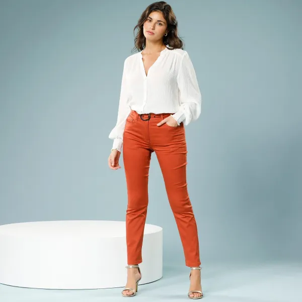 Rovné nohavice s opaskom pre postavu 150 až 155 cm