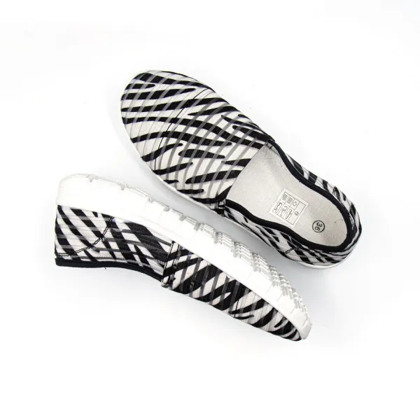 Obuv Zebra