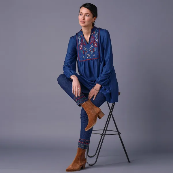 7/8 úzke džínsy s výšivkou