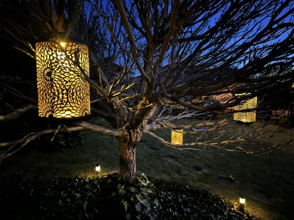 Solárna lampa GOLD DESIGN