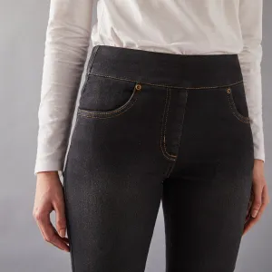 Strečové bootcut džegíny pre nižšiu postavu