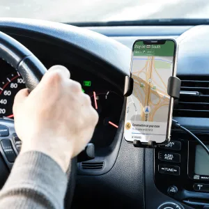Držiak na mobilný telefón s nabíjačkou