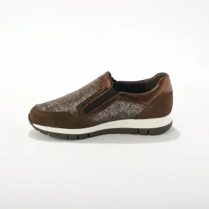 Slip on tenisky so zipsom