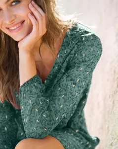 Voálové šaty so zlatou potlačou