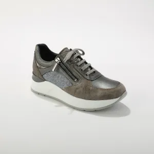 Kožené sneakers na klinovej podrážke