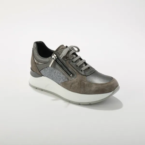 Kožené sneakers na klinovej podrážke