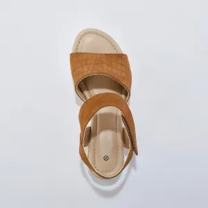 Kožené sandále so vzorom krokodílej kože