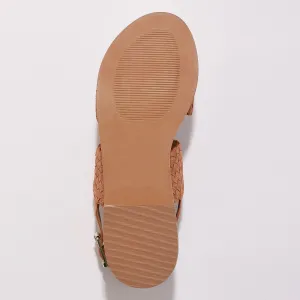 Ploché kožené sandále zo zapletaných remiekov