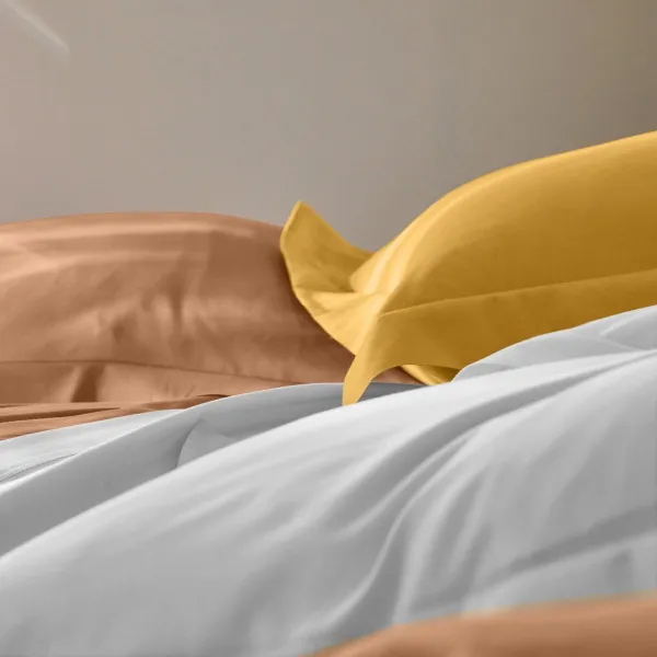 Jednofarebná posteľná bielizeň zn. Colombine® z polycotonu
