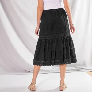 Čipkovaná midi sukňa s macramé